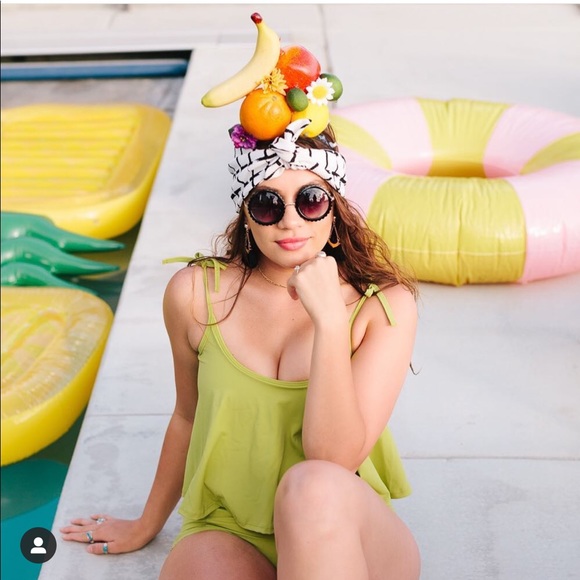 Kortni Jeane High Rise Top - Picture 3 of 3